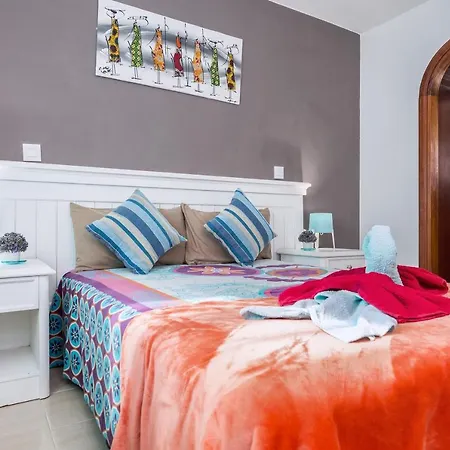 8123 - Bonito Bungalow Con Terraza Appartement *